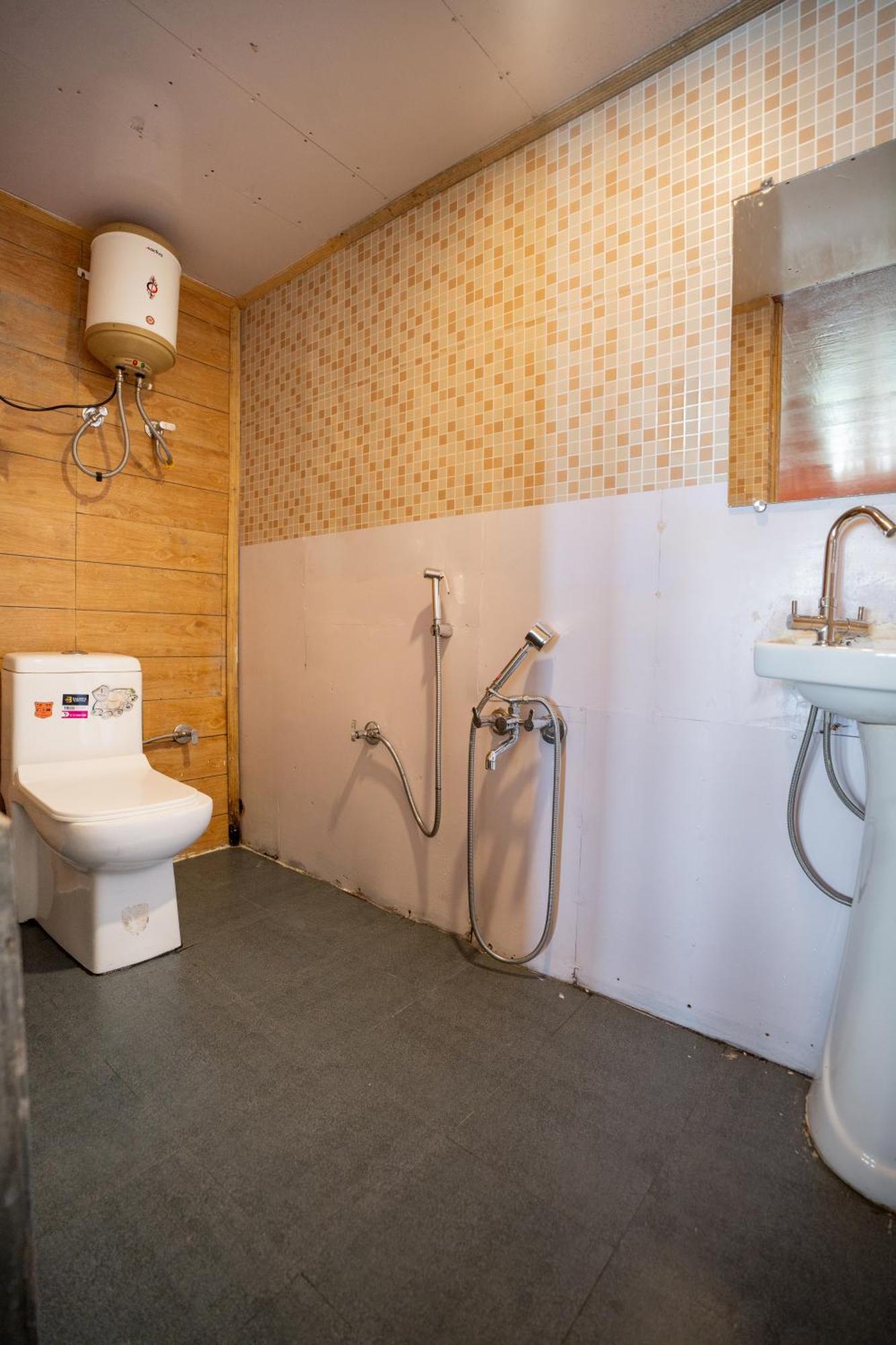 Monratino Himadrie -2 Mins Walk From Mall Road - All Rooms Have Kanchenjunga Mountain View Dardżyling Zewnętrze zdjęcie