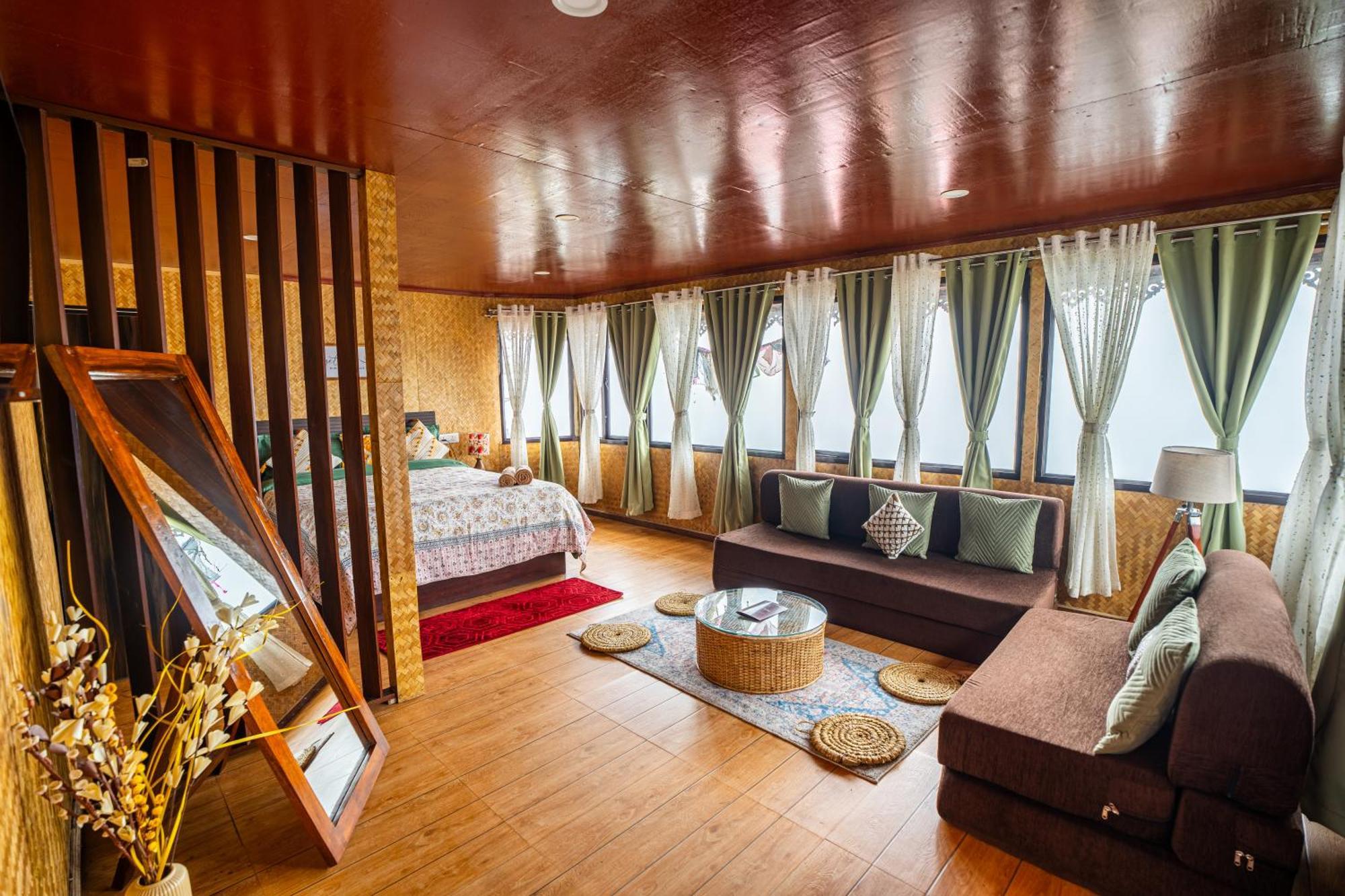 Monratino Himadrie -2 Mins Walk From Mall Road - All Rooms Have Kanchenjunga Mountain View Dardżyling Zewnętrze zdjęcie