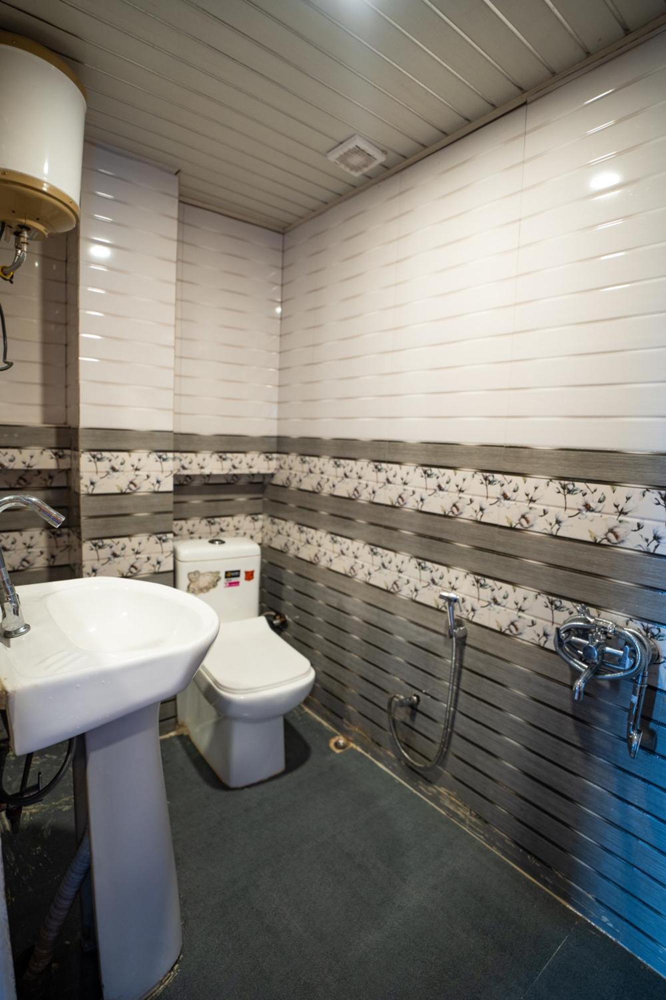 Monratino Himadrie -2 Mins Walk From Mall Road - All Rooms Have Kanchenjunga Mountain View Dardżyling Zewnętrze zdjęcie
