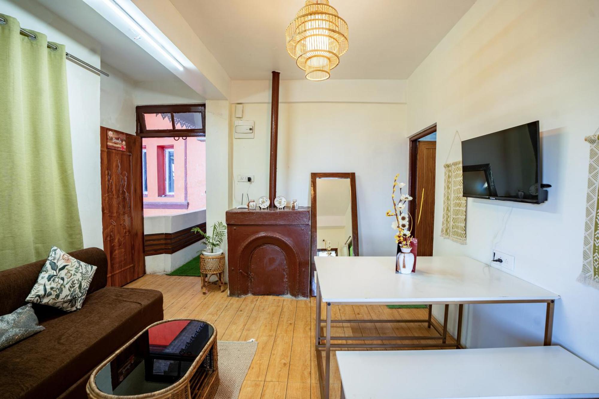 Monratino Himadrie -2 Mins Walk From Mall Road - All Rooms Have Kanchenjunga Mountain View Dardżyling Zewnętrze zdjęcie