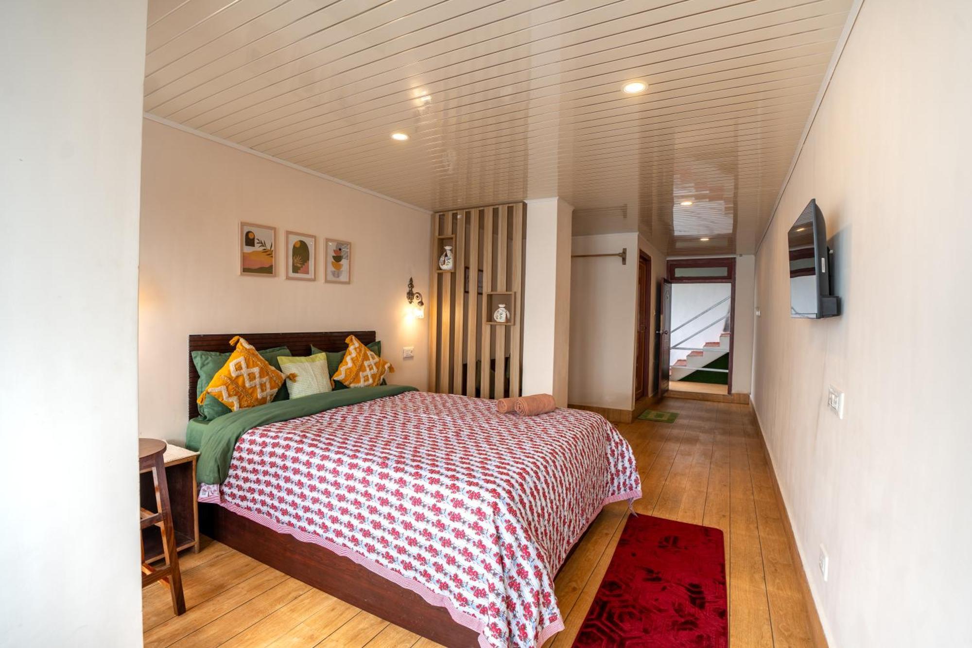 Monratino Himadrie -2 Mins Walk From Mall Road - All Rooms Have Kanchenjunga Mountain View Dardżyling Zewnętrze zdjęcie