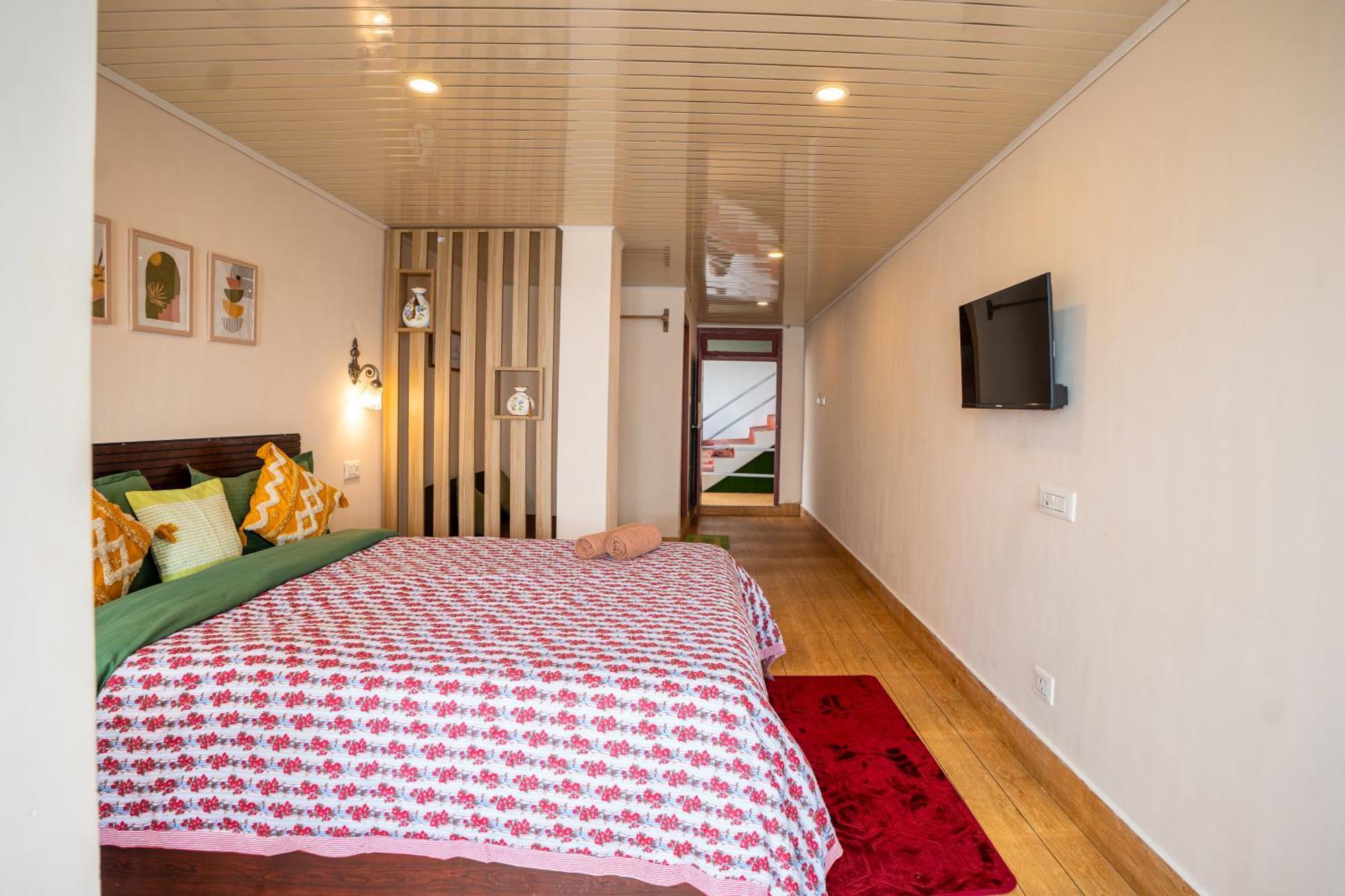 Monratino Himadrie -2 Mins Walk From Mall Road - All Rooms Have Kanchenjunga Mountain View Dardżyling Zewnętrze zdjęcie