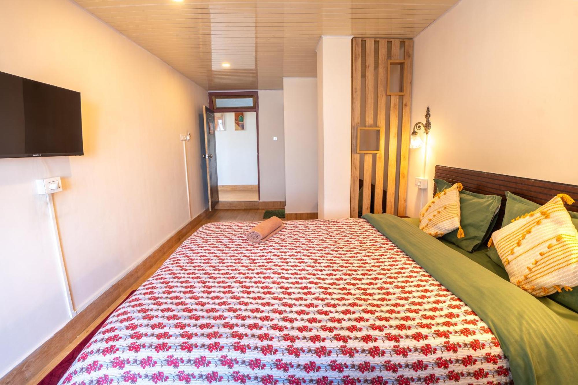 Monratino Himadrie -2 Mins Walk From Mall Road - All Rooms Have Kanchenjunga Mountain View Dardżyling Zewnętrze zdjęcie